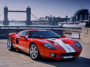 red Ford Shelby GT500