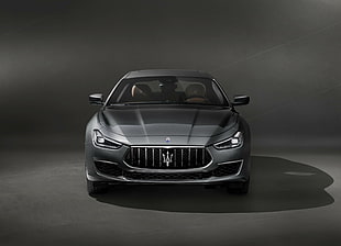 gray Maserati car HD wallpaper