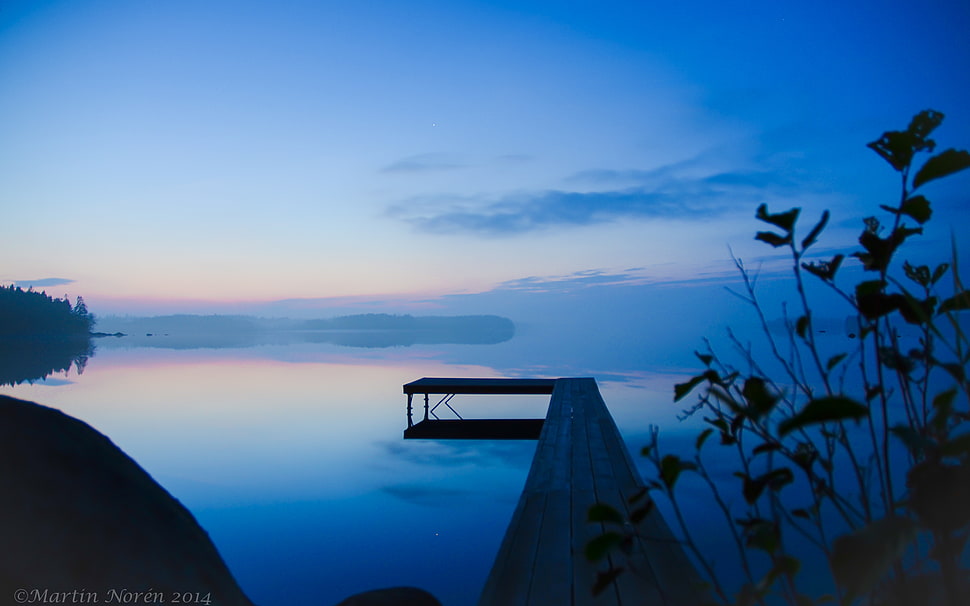 photography of wooden dock under blue sky during daytime, blue lake HD wallpaper