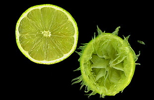 green sliced lemon