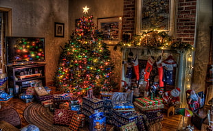 Christmas tree and ornament lot HD wallpaper