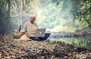 MacBook Pro, old people, forest, mac book