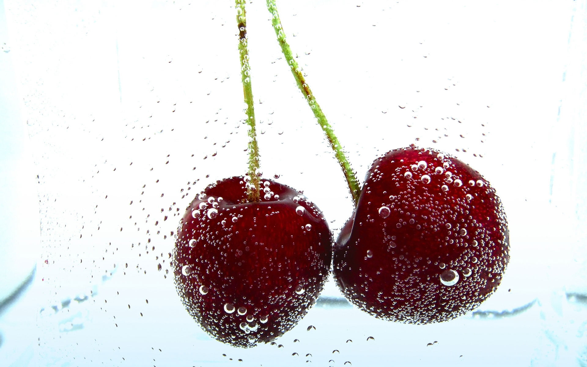 closeup photo of cherry fruit