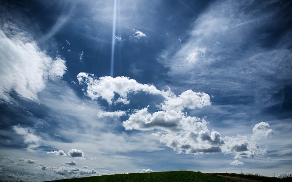 clear blue sky HD wallpaper