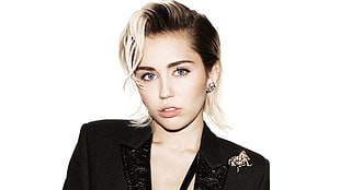 photo of Miley Cyrus in black top HD wallpaper