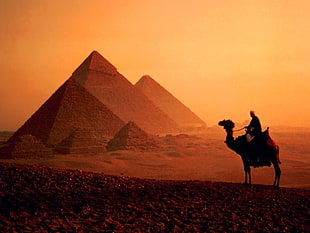 The Great Pyramid of Giza HD wallpaper