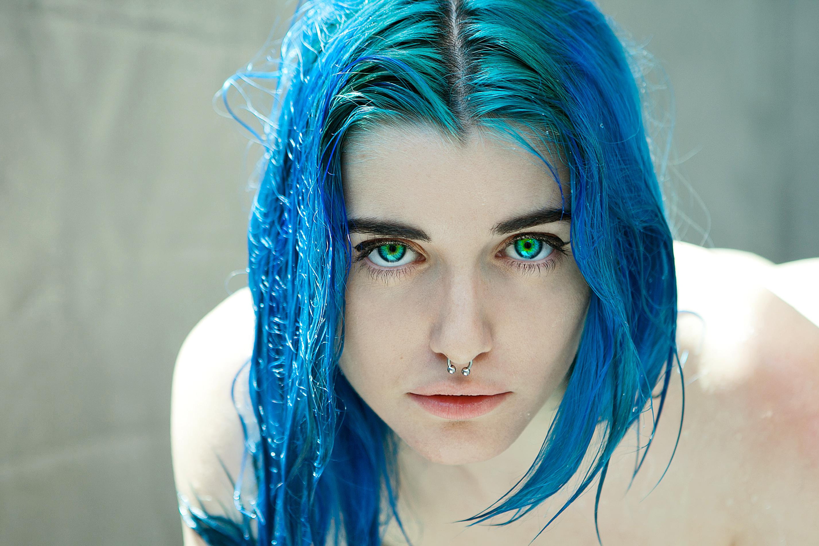 800x1280 resolution blue hair dye, Yuxi Suicide, eyes, pierc