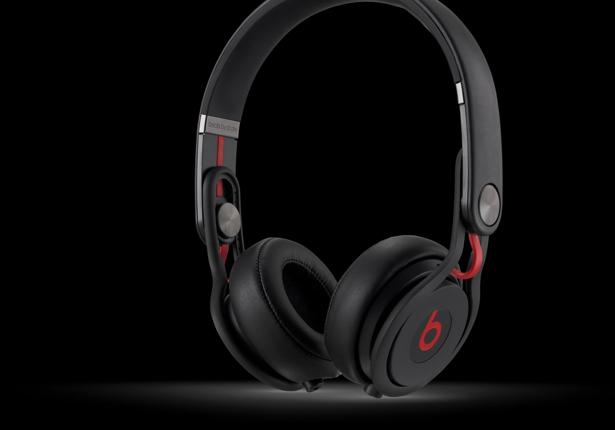 red and black beats by dre