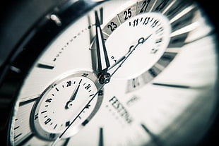 round chronograph watch