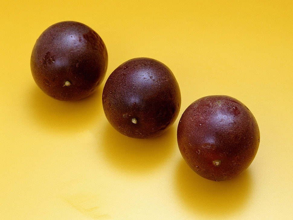 three star apples HD wallpaper