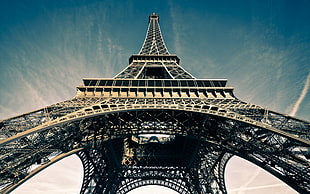low angle photography Eiffel Tower, Paris HD wallpaper