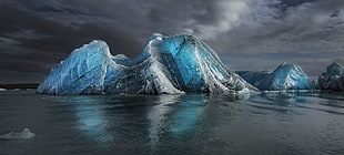 beige and blue iceberg, nature, landscape, iceberg, sea