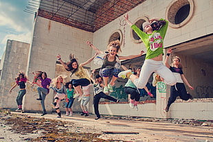 group of girls dancing HD wallpaper