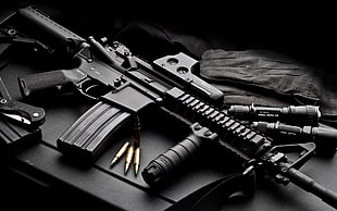 black assault rifle HD wallpaper