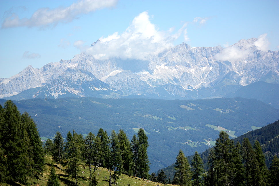 white and green mountains HD wallpaper
