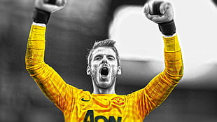 men's yellow soccer jersey, Manchester United , David de Gea HD wallpaper