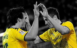 men's yellow jersey shirt, Mats Hummels, Marco Reus, Borussia Dortmund, BVB HD wallpaper