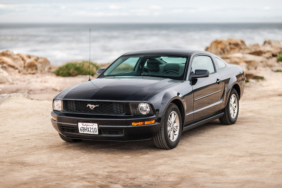 black Ford Mustang coupe HD wallpaper