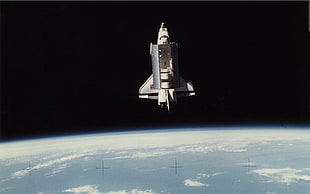 gray space shuttle, space, space shuttle, vehicle, Earth