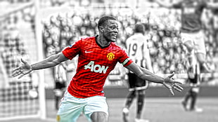selective focus soccer player wallpaper, Manchester United , Patrice Evra