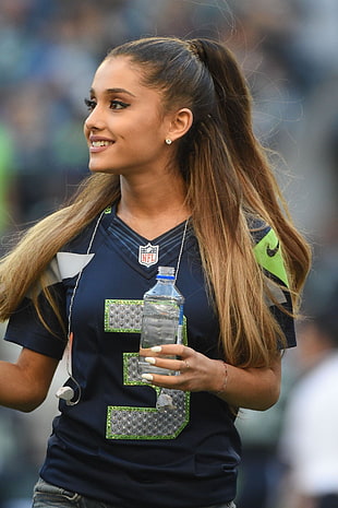 Ariana Granda wearing jersey HD wallpaper