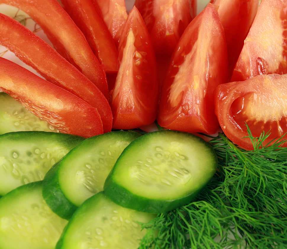slice tomatoes and cucumbers HD wallpaper