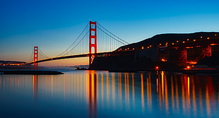 Golden Gate bridge under blue sky HD wallpaper