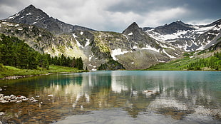 lake surrounded with mountain nature photography, nature, landscape, mountains, lake