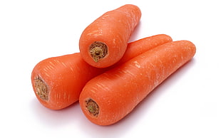 three peeled carrots