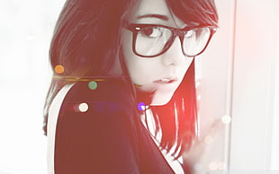 woman in black-frame eyelgasses HD wallpaper