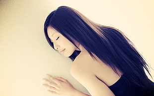 woman wearing black top HD wallpaper
