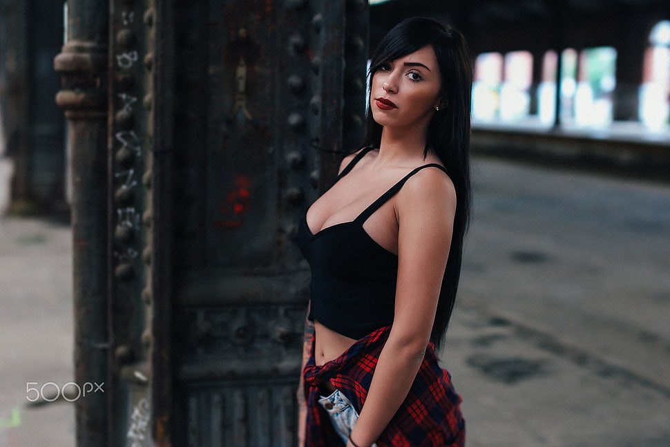 woman wearing black top posing for photo HD wallpaper