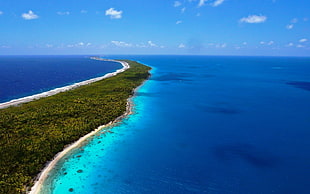 sky view photography of an island HD wallpaper