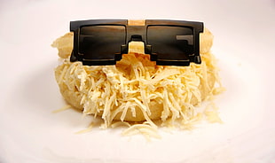 black gramed sunglasses, food, humor, Arepa, Venezuela HD wallpaper