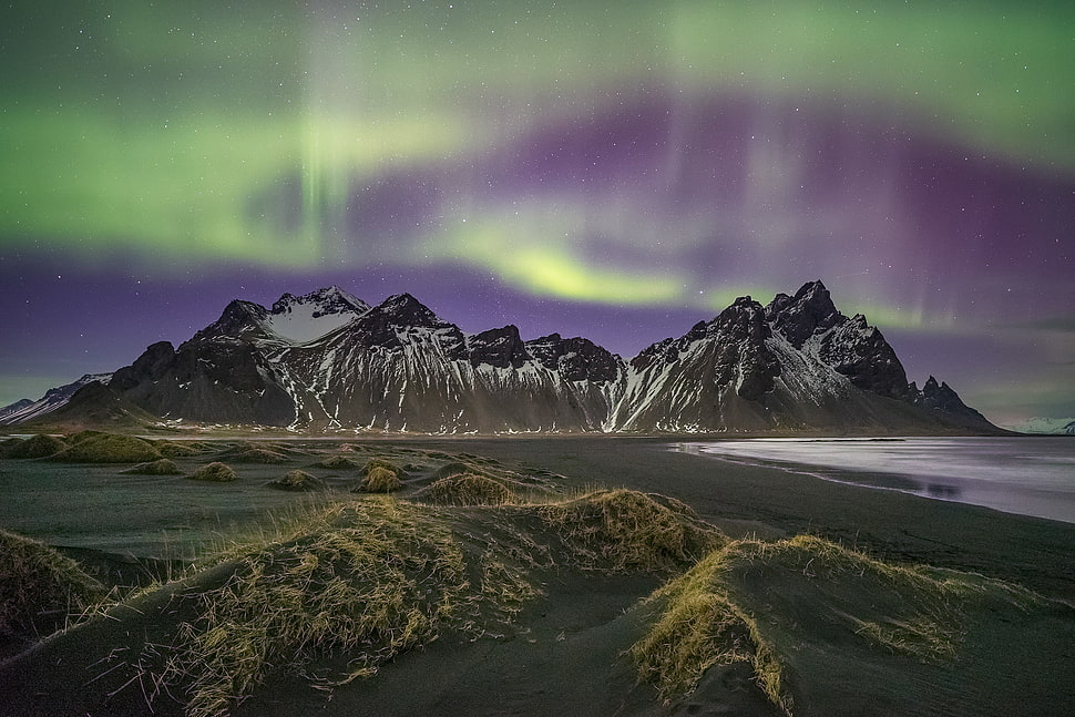 mountain under aurora Borealis, iceland HD wallpaper