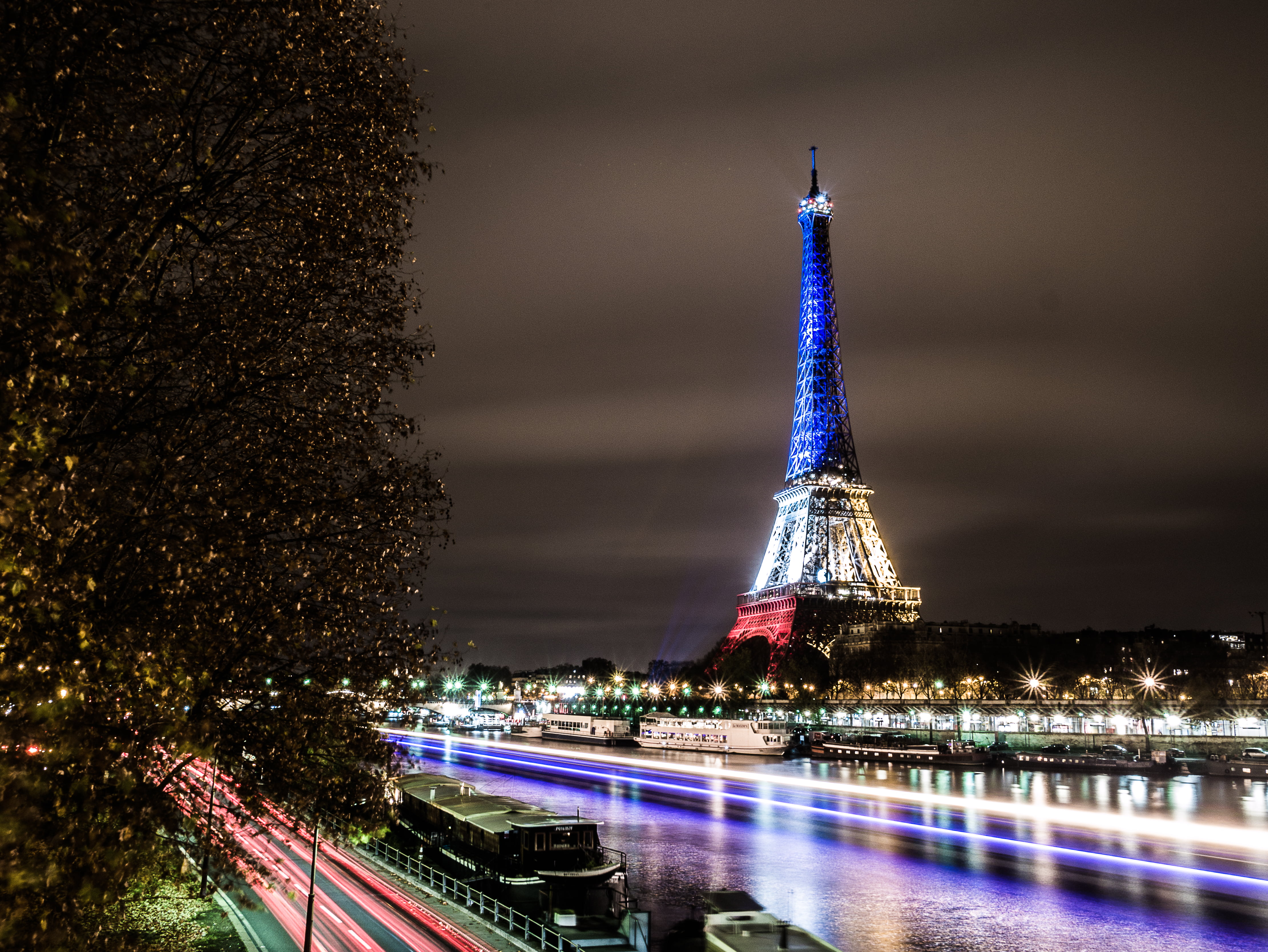 time-lapse photography of Eiffel Tower, Paris, la tour eiffel HD wallpaper.