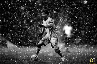 grayscale photography of man playing soccer under rain, David Silva, soccer HD wallpaper