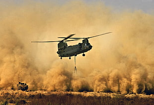 Buing Ch-47 Chinook helicopter