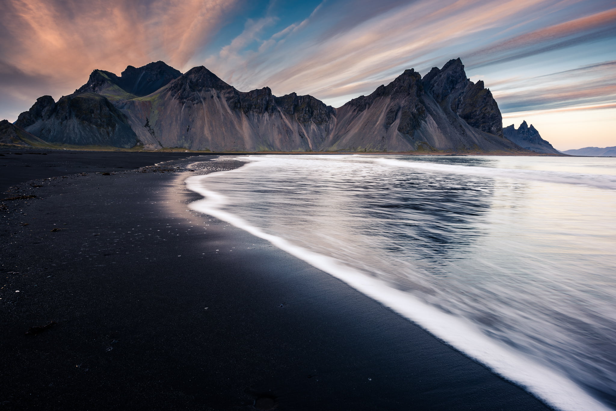 Black Sand Seashore And Gray Mountain Hd Wallpaper Wallpaper Flare