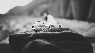 hippie eyeglasses, glasses, monochrome, blankets HD wallpaper