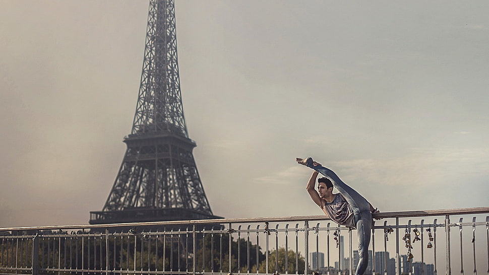 black metal base table lamp, Paris, Eiffel Tower, gymnastics HD wallpaper