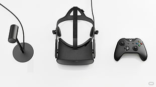 Xbox One controller, VR box, and mic