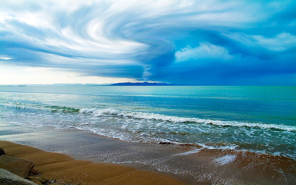 cloud and seashore photography HD wallpaper