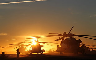three black helicopters, Sikorsky CH-53 Sea Stallion, sunlight, helicopters, aircraft