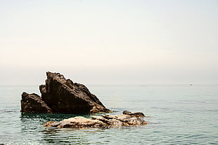 brown rock, rock, water HD wallpaper