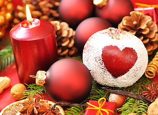 red Christmas Baubles; red cheese and red candle HD wallpaper