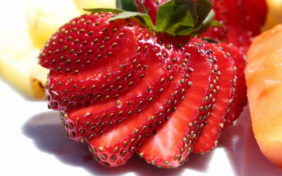 sliced strawberry HD wallpaper