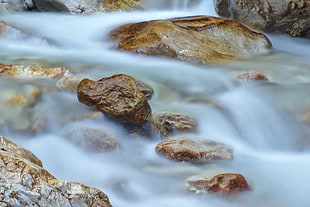 time-lapse photo of rocky river HD wallpaper