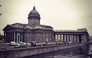 brown concrete building, St. Petersburg, Russia HD wallpaper
