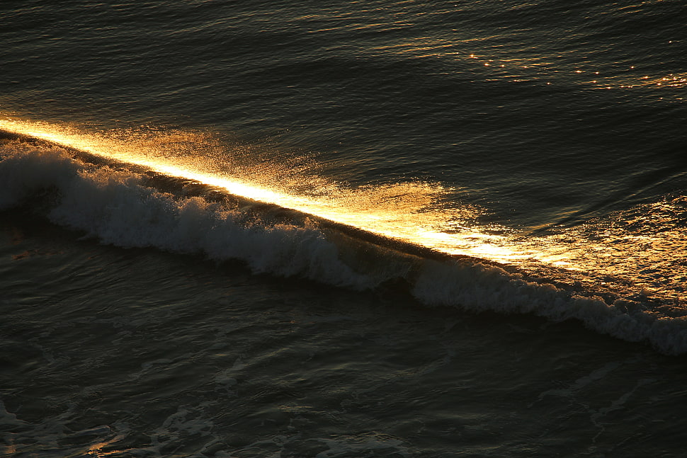 body of water, sea, waves HD wallpaper
